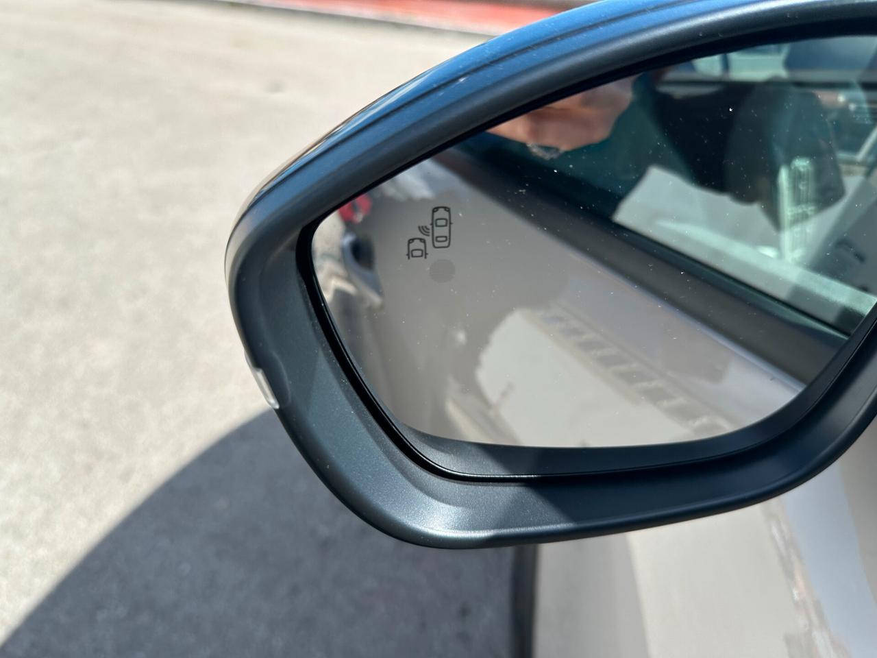 Fiat 600 Hybrid DCT MHEV La Prima