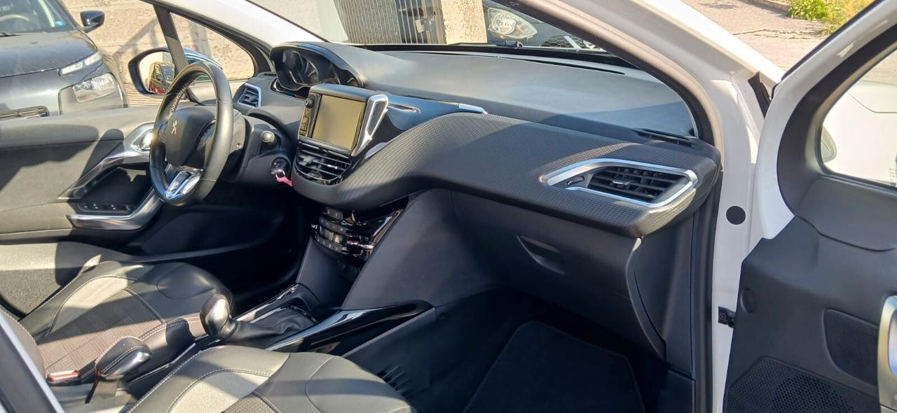 Peugeot 2008 BlueHDi 100 Allure - 2016