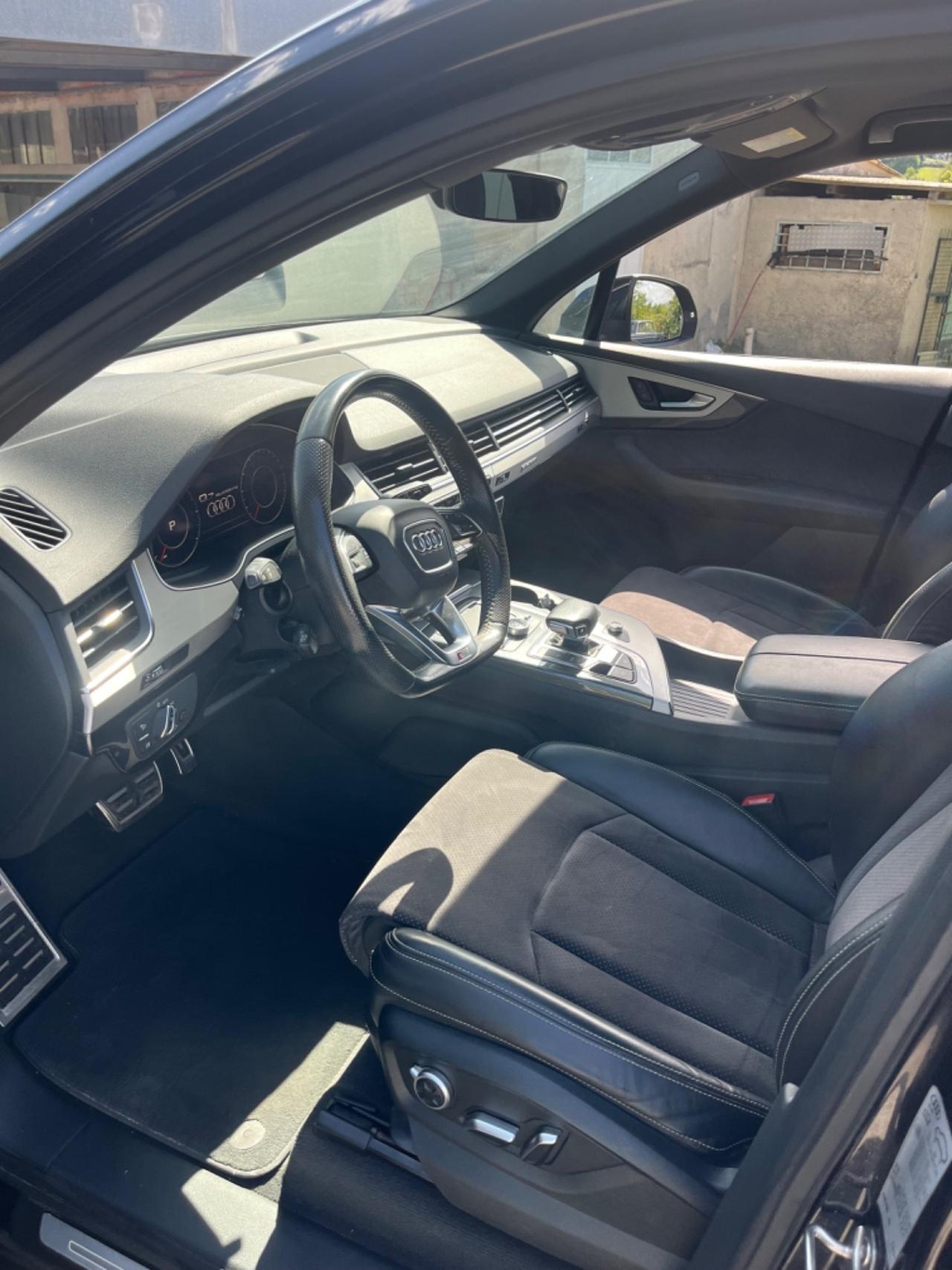 Audi Q7 3.0 TDI 218 CV ultra quattro tiptronic