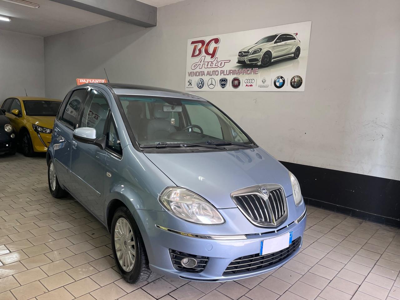 Lancia MUSA gpl platino 82000 km 2010