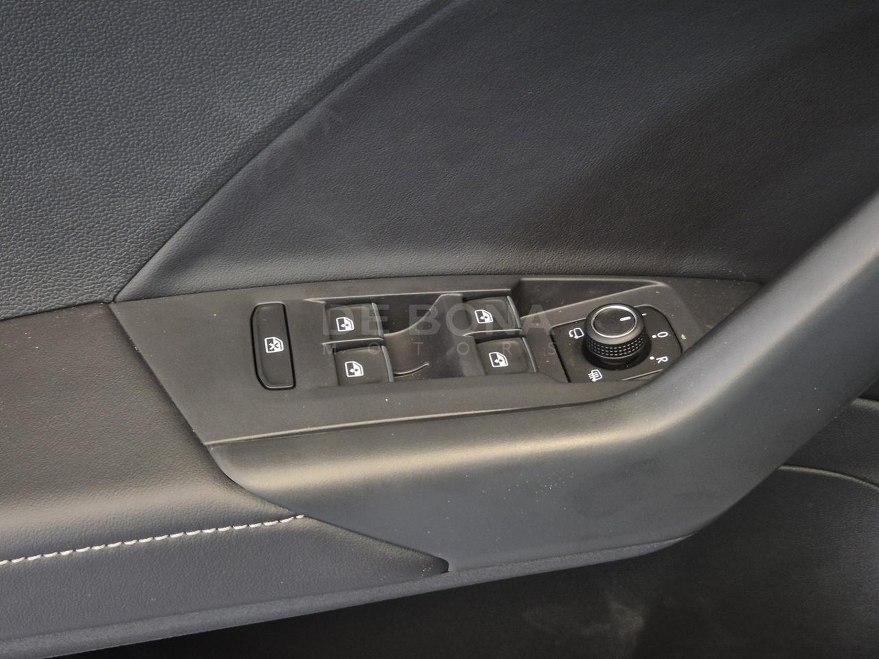 Volkswagen T-Cross 1.0 tsi r-line plus 115cv