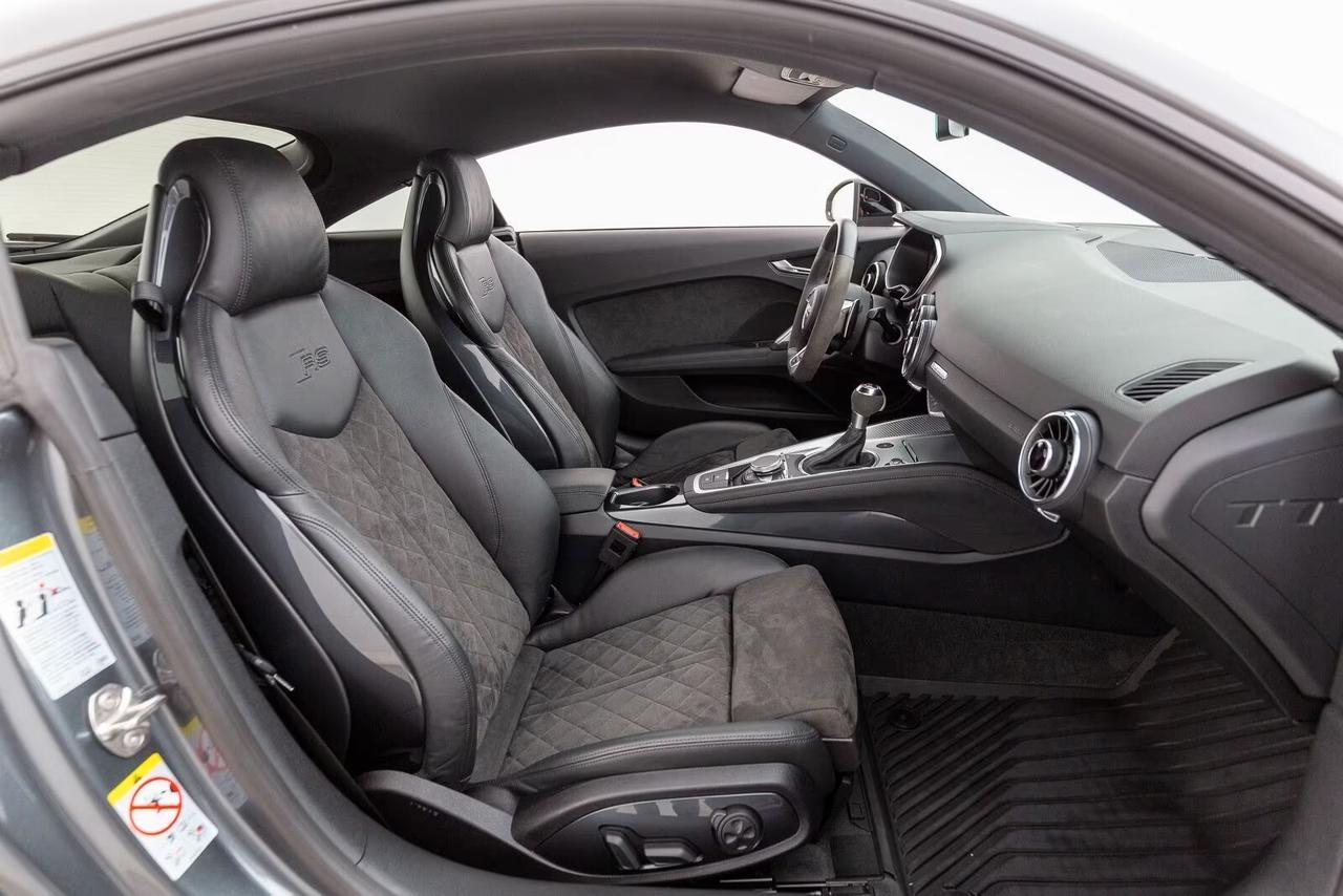 Audi TT RS Coupé 2.5 TFSI quattro S tronic virtiual pdc