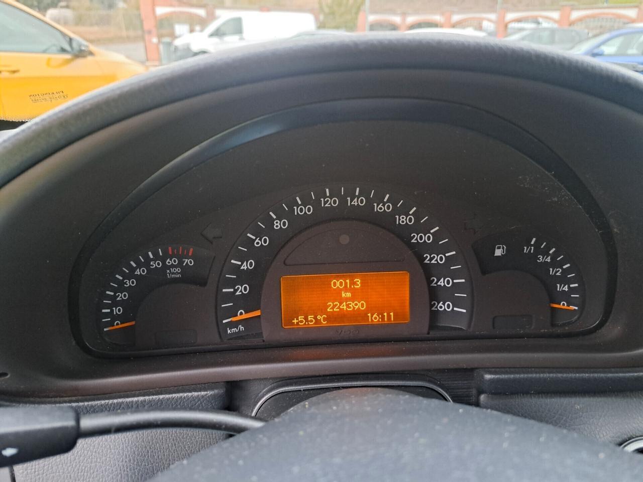 Mercedes-benz C 200 Kompressor cat Elegance