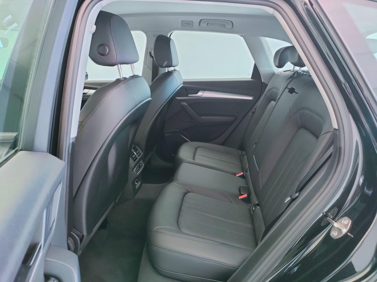 AUDI Q5 II 2017 - Q5 40 2.0 tdi mhev Business quattro 204cv s-tronic