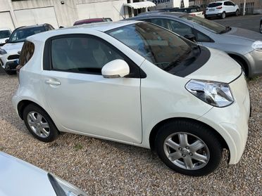 Toyota iQ 1.0 CVT Lounge Euro 5 solo 59000 km