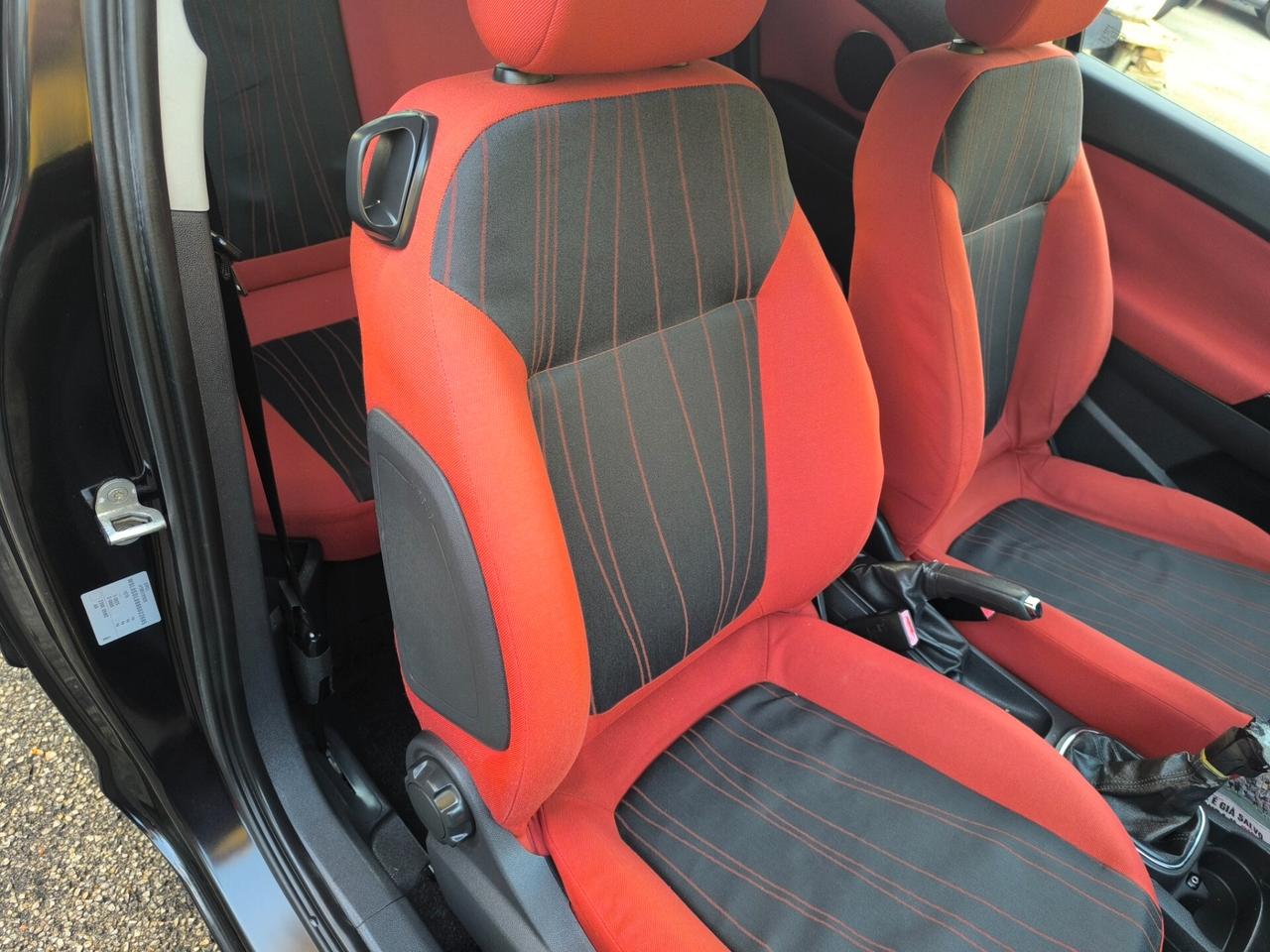 Opel Corsa 1.2 3 porte Enjoy