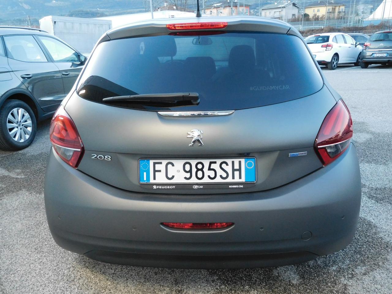 Peugeot 208 PureTech Turbo 110 S&S 5 porte Allure Nero opaco