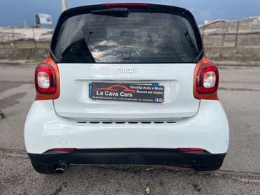 Smart ForTwo 1000 52 kW MHD coupé pure