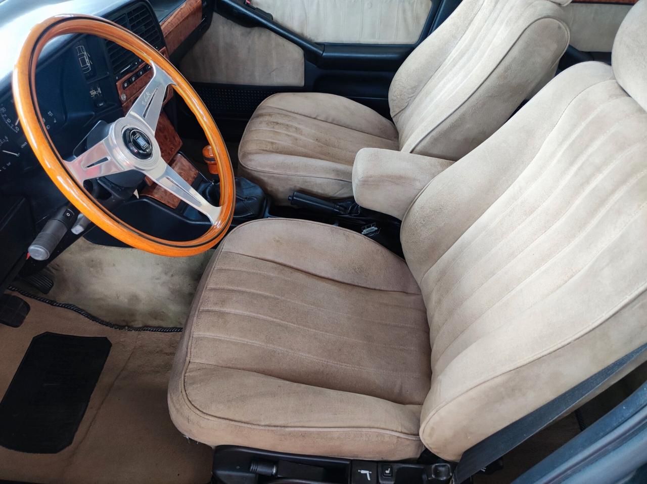 Lancia Thema 2.0 Turbo i.e. 16v