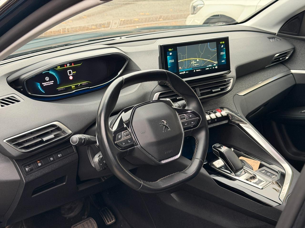 Peugeot 3008 Hybrid 225 e-EAT8 Allure Pack