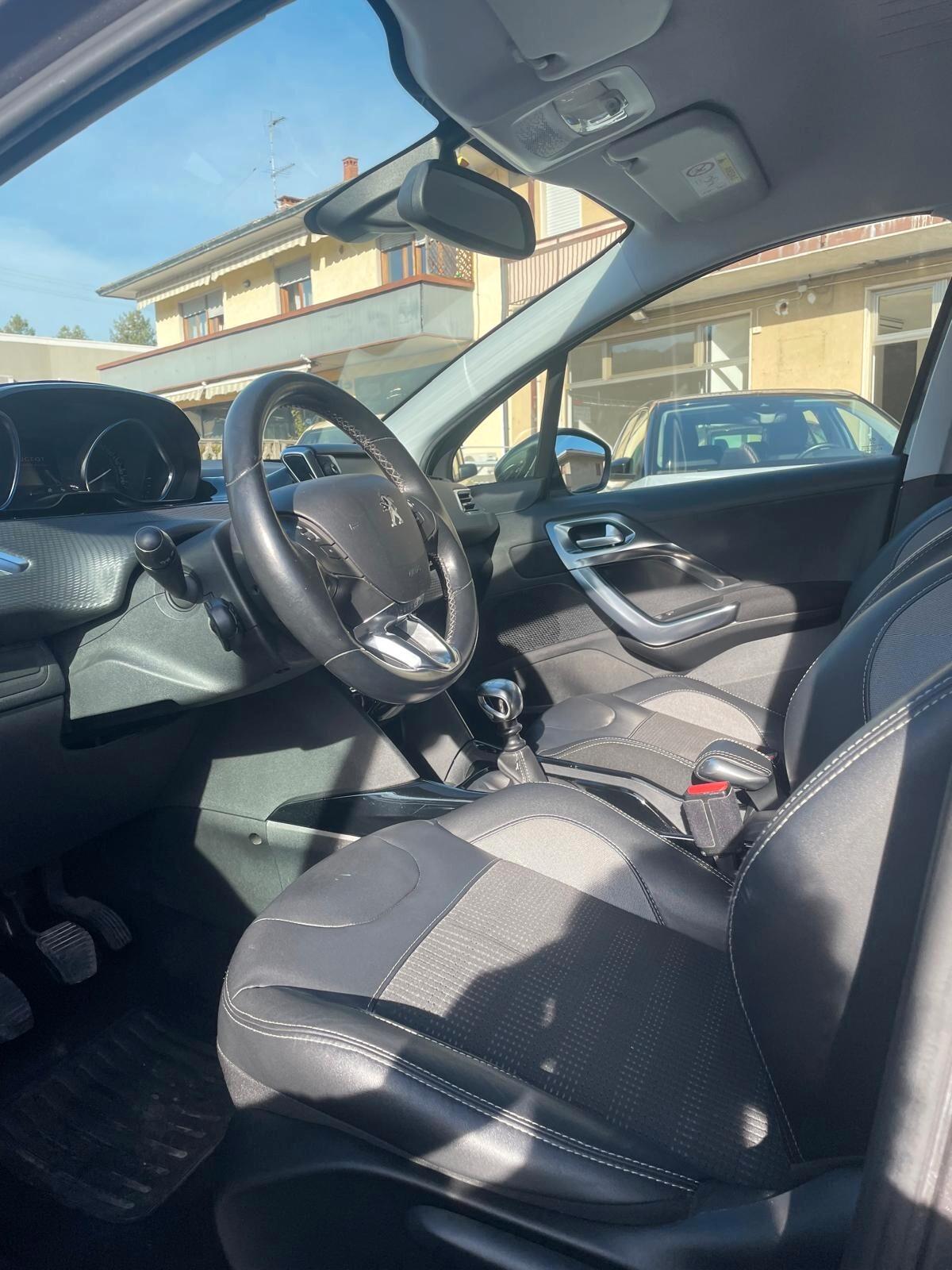 Peugeot 2008 BlueHDi 120 Allure