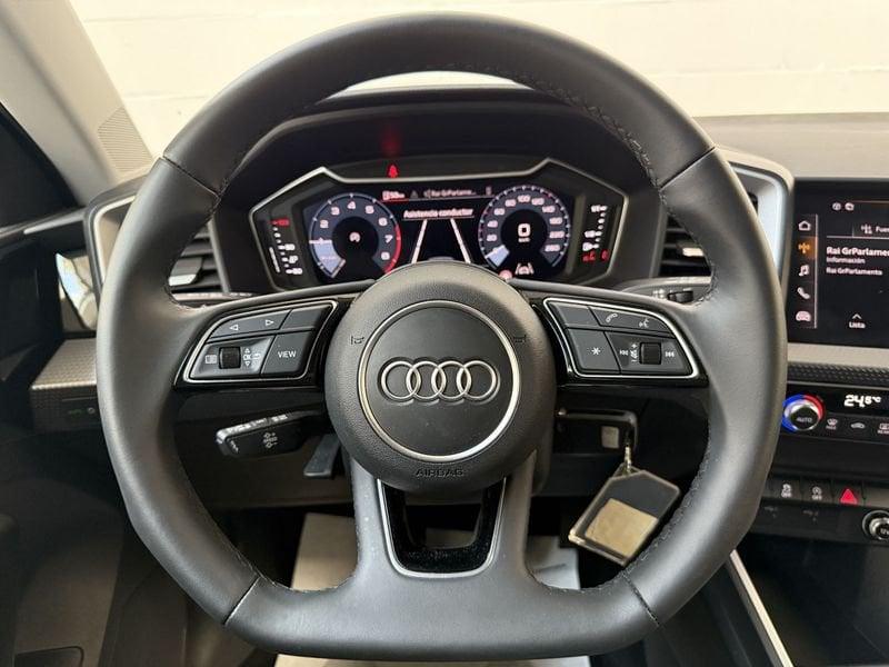 Audi A1 SPB 30 TFSI Black Edition S-line + C.Play + Led