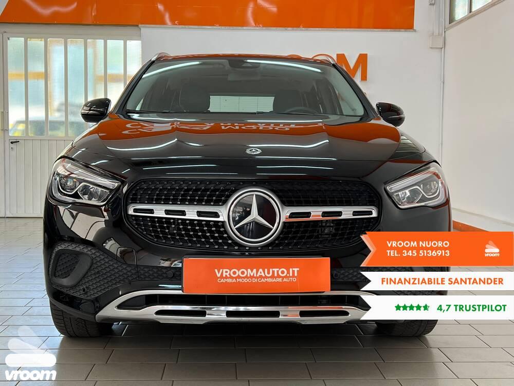 MERCEDES GLA (H247) GLA 220 d Automati...