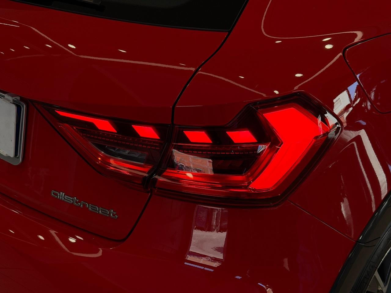 Audi A1 allstreet 30 TFSI Identity Contrast