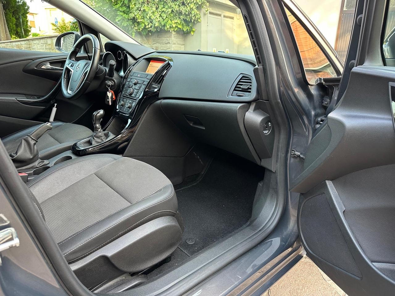 Opel Astra 1.4 Turbo 140CV 4 porte GPL Tech Advance