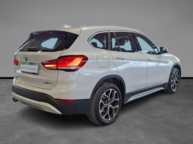 BMW X1 sDrive18i xLine Aut. + Tetto apr.