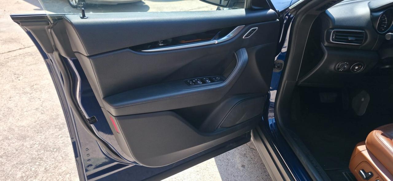 Maserati Levante V6 Diesel 250CV