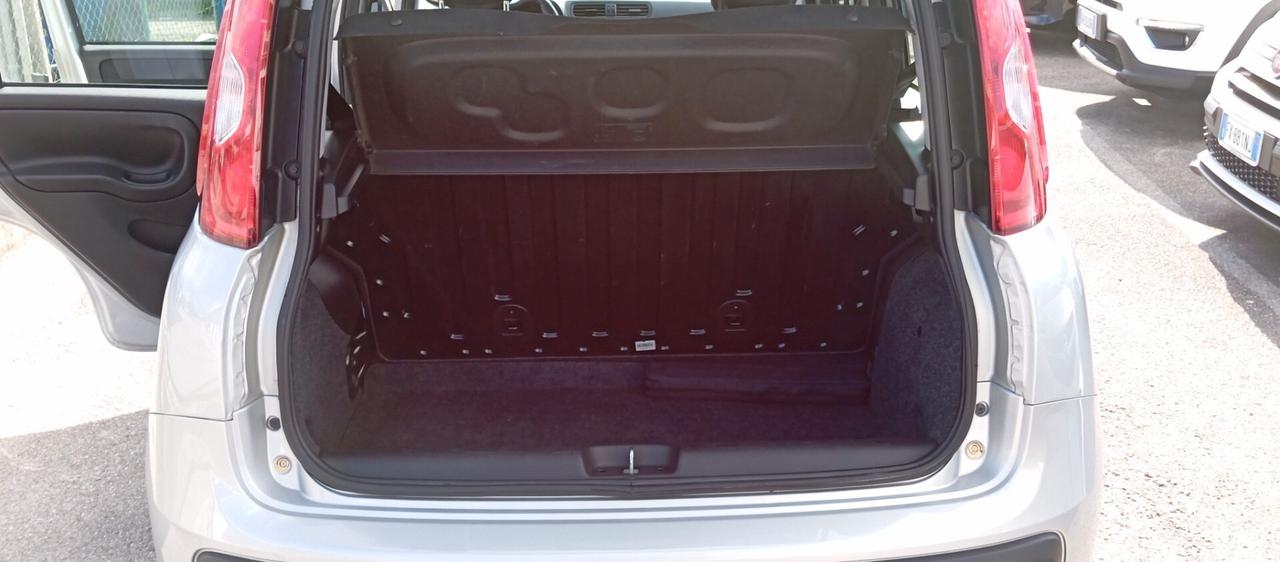 Fiat Panda 1.2i 69 CV-Garanzia-Neopatentati