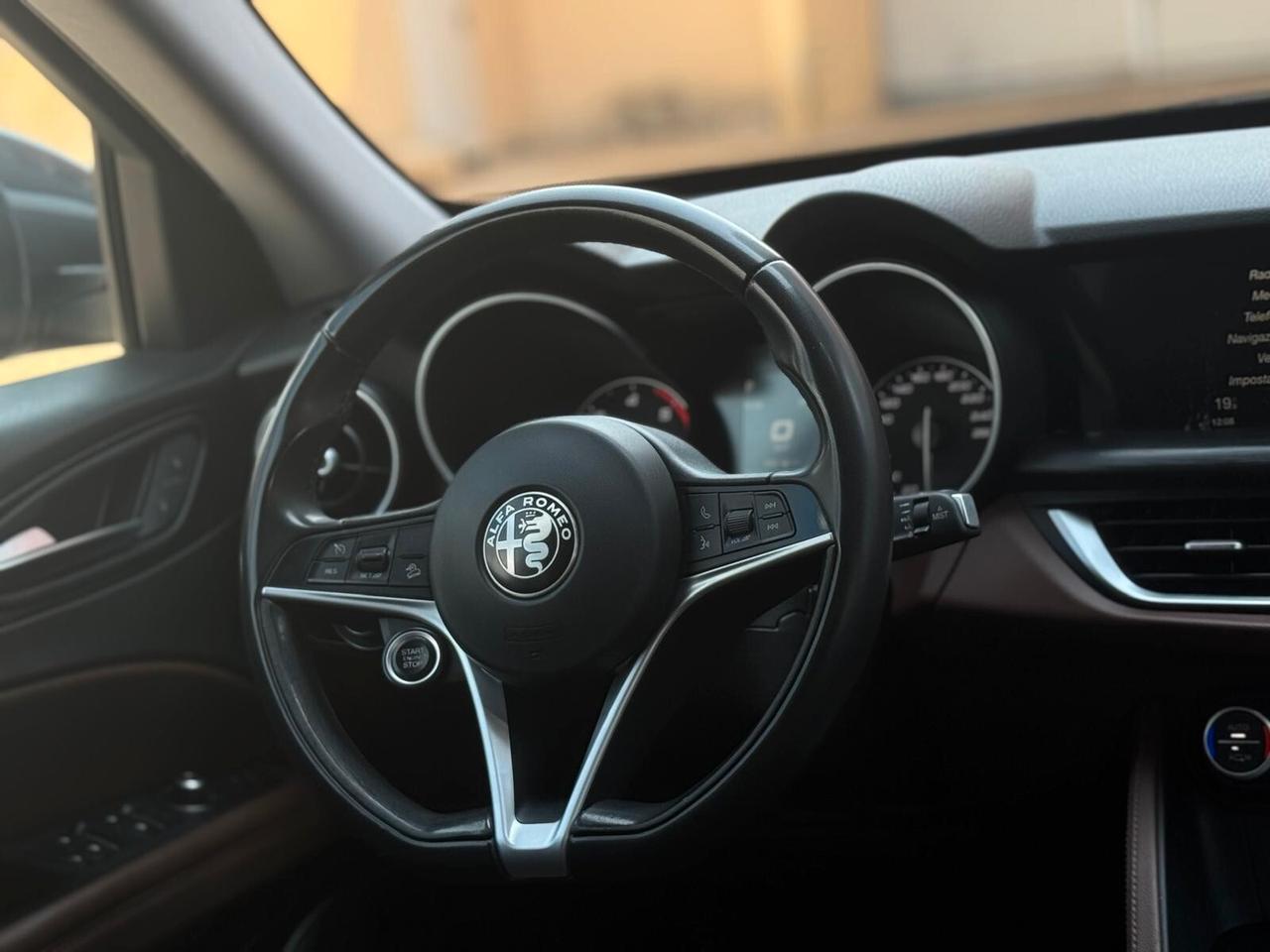 Alfa Romeo Stelvio 2.2 Turbodiesel 210 CV AT8 Q4 Business