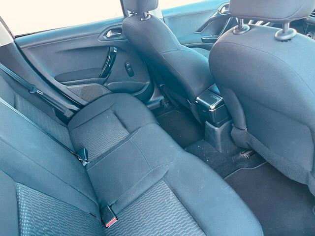 PEUGEOT 208 1.2 BENZINA/GPL 82 CV VERSIONE SIGNATURE