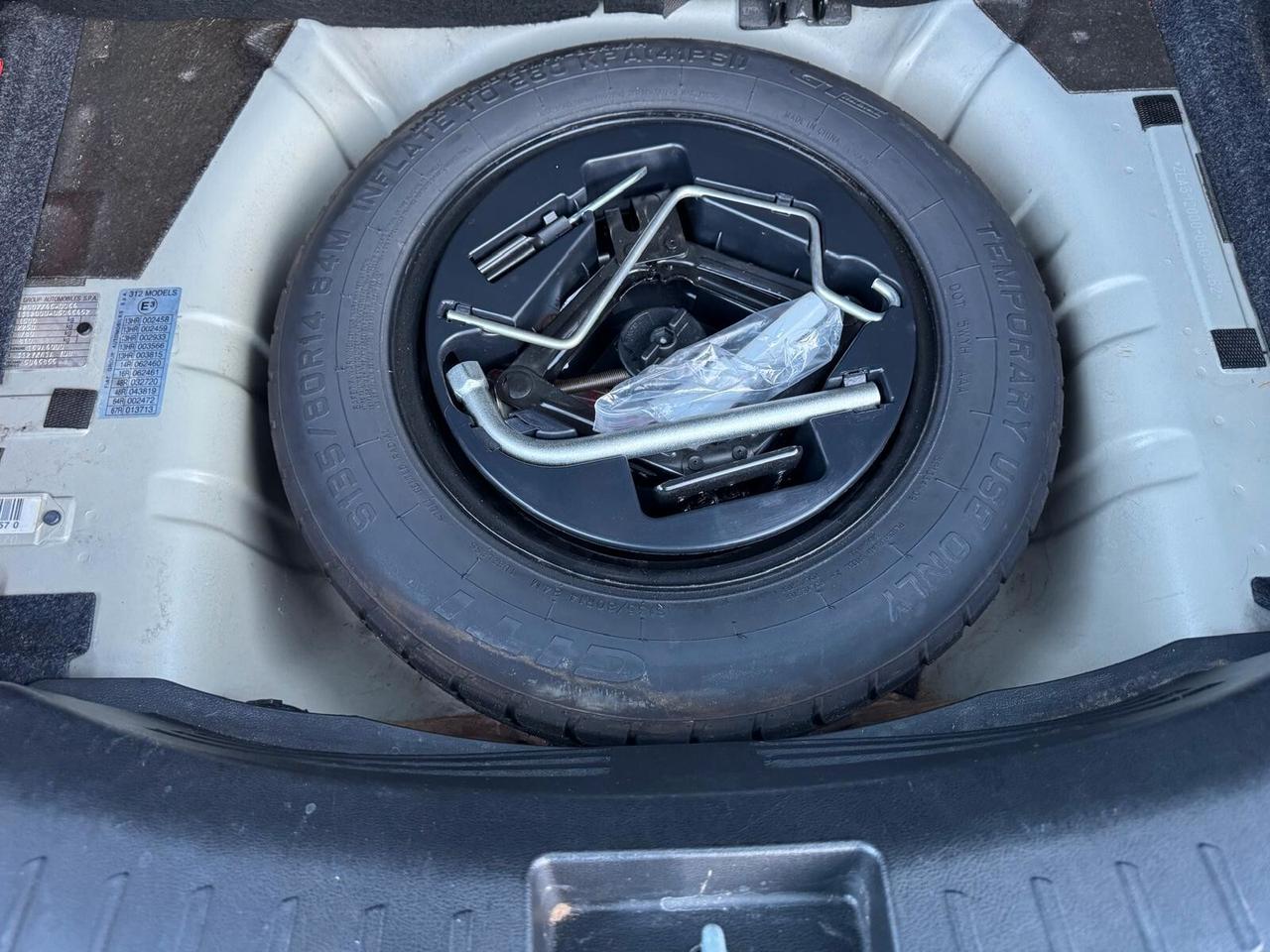 Lancia Ypsilon 1.2 69 CV 5p S&S Platinum 2013