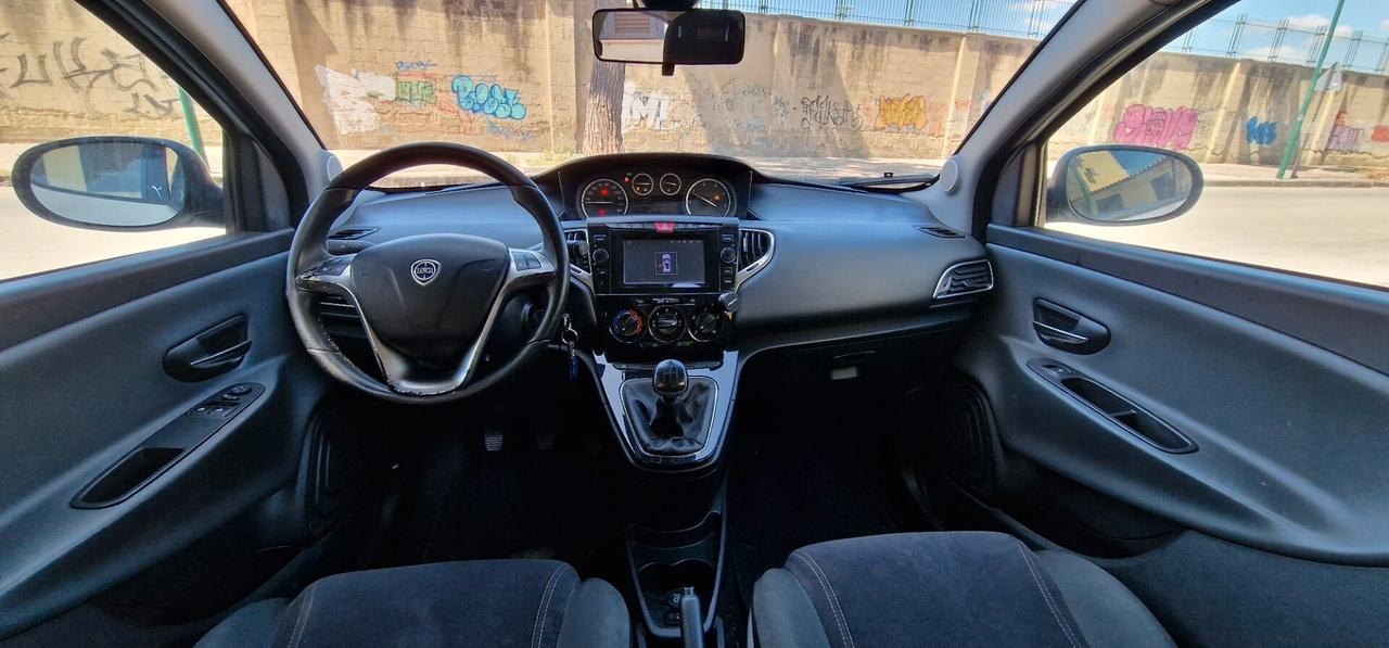 Lancia Ypsilon 1.3 MJT 16V 95 CV 5 porte S&S Platinum