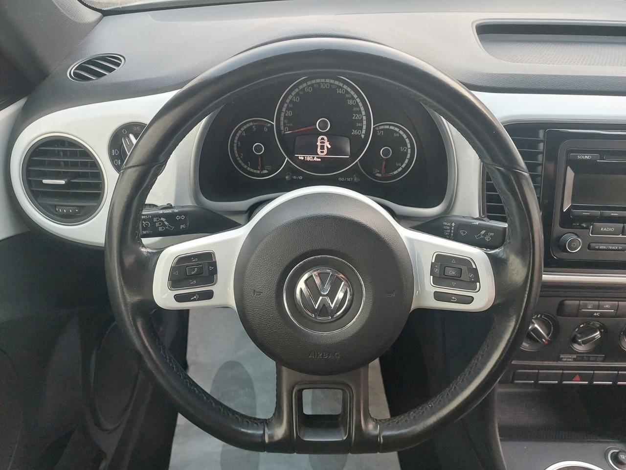 Volkswagen Maggiolino 1.6 TDI Design *NEOPATENTATI*
