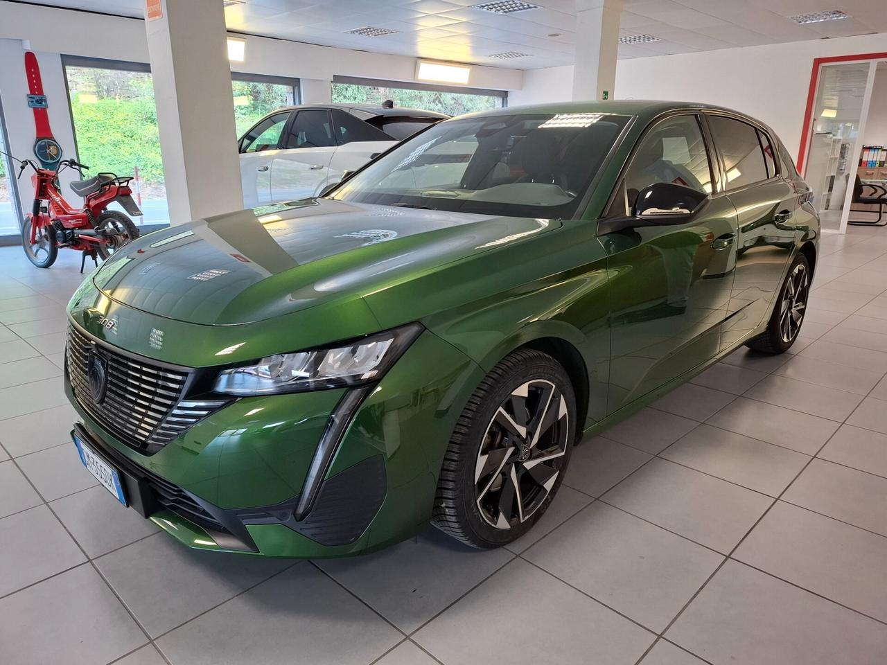 Peugeot 308 BlueHDi 130 S&S EAT8 Allure