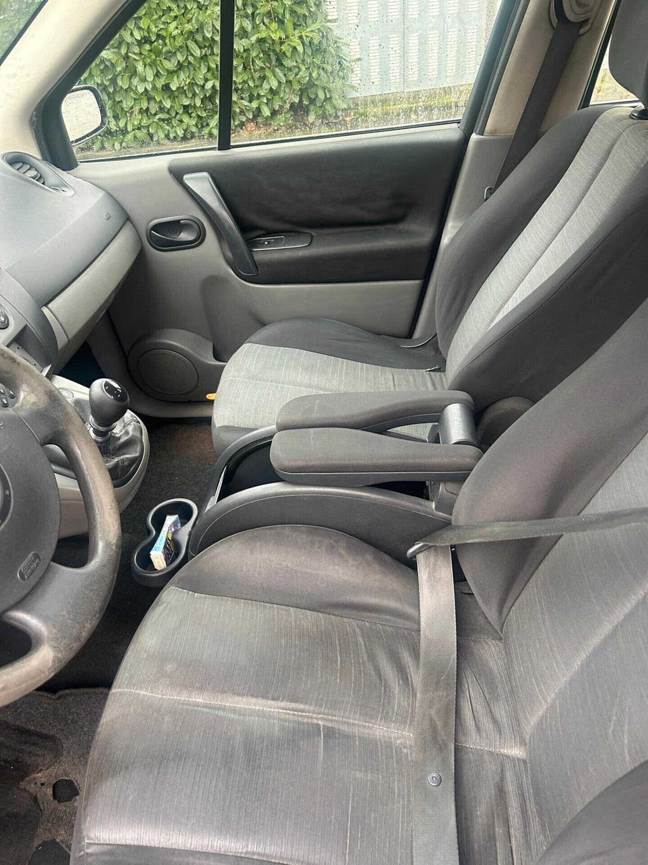 Renault Scenic Scénic 1.9 dCi/130CV Confort