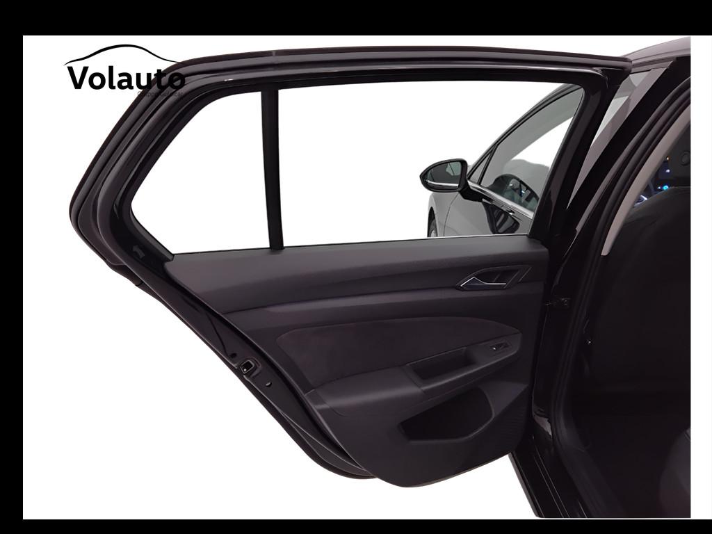 VOLKSWAGEN Golf VIII 2024 - Golf 2.0 tdi Style 150cv dsg