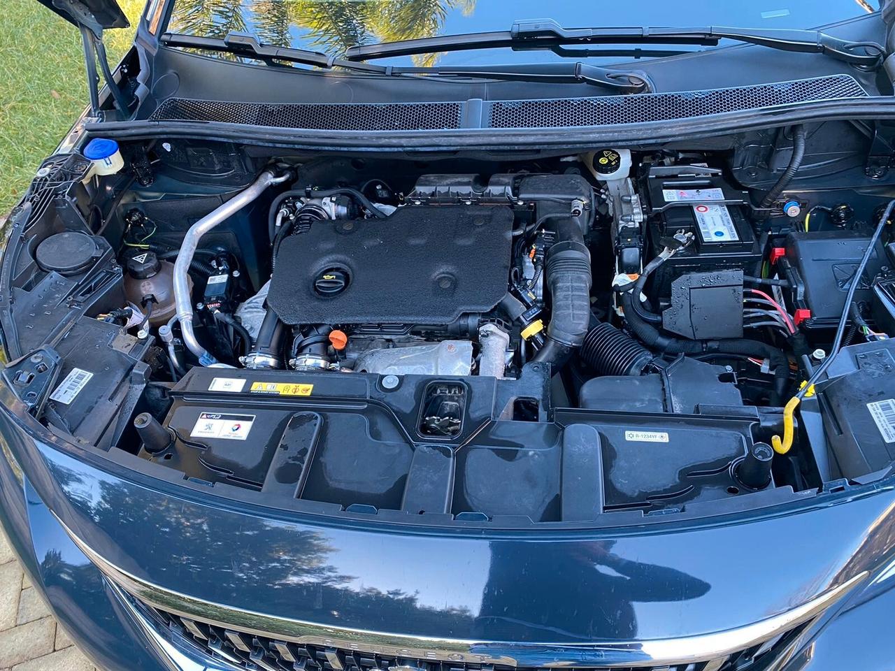 PEUGEOT 3008 Allure 1.5 HDi 130 CV – Autocarro N1