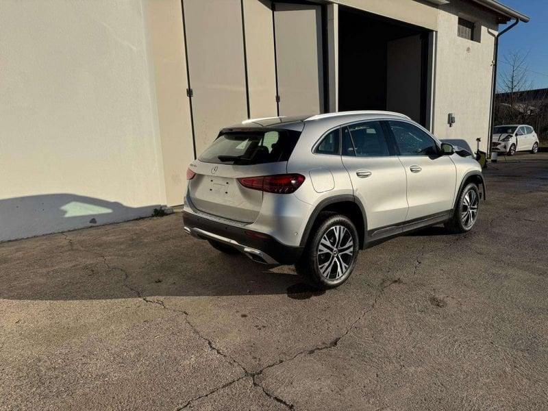 Mercedes-Benz GLA 250 e phev Advanced auto - INCIDENTATA