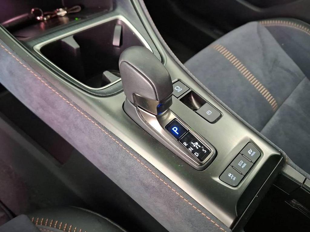 Lexus LBX 1.5 Hybrid Cool 2WD