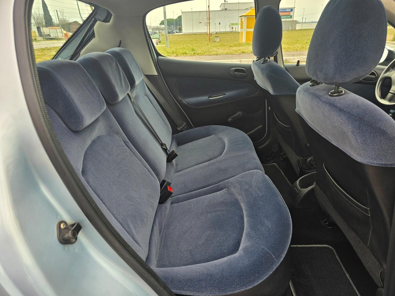Peugeot 206 1.4 Benzina NEOPATENTATI