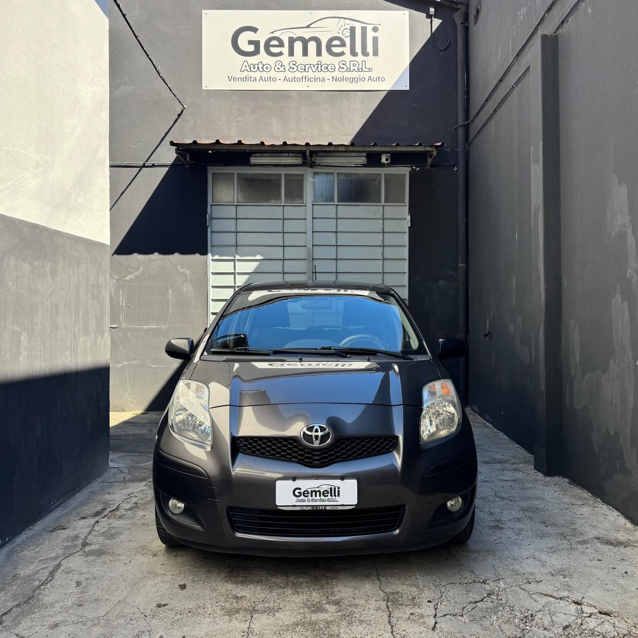 Toyota Yaris 1.0 5 porte Now