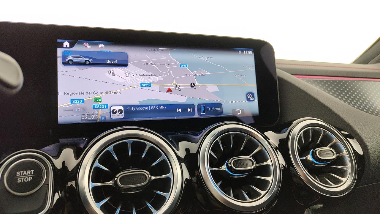 Mercedes-Benz EQA 300 AMG Line Advanced 4matic