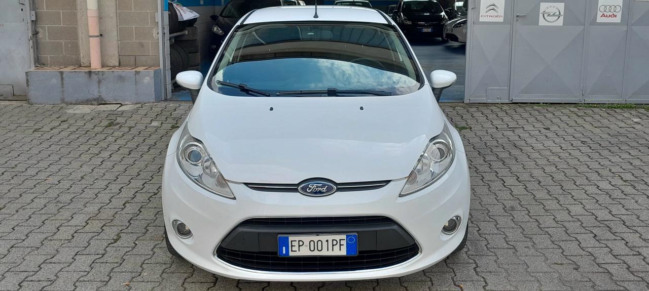Ford Fiesta 1.2 5porte Titanium NeopatentatiOK