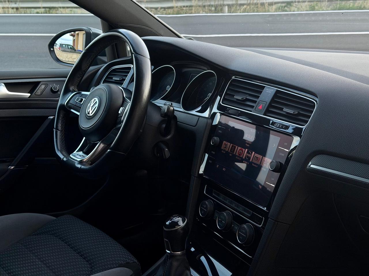 Volkswagen Golf 7.5 1.6 TDI 116CV R Line 2018