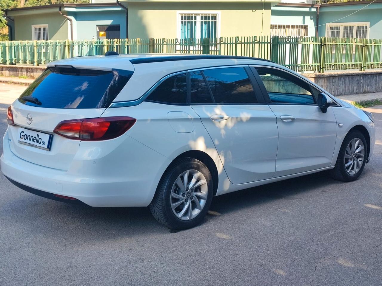 Opel Astra 1.6 CDTi 136CV aut. 5 porte Business