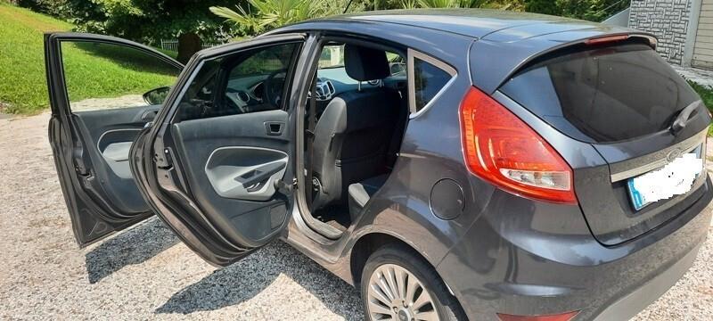 Ford Fiesta 1.4 3 porte Bz.- GPL Titanium