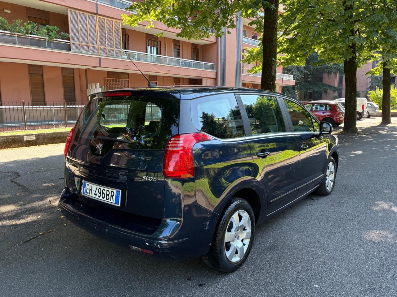 Peugeot 5008 1.6 HDi 112CV Business