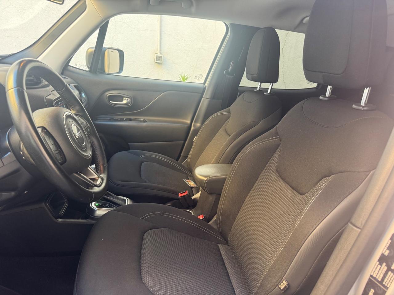Jeep Renegade 1.6 Mjt DDCT 120 CV Night Eagle