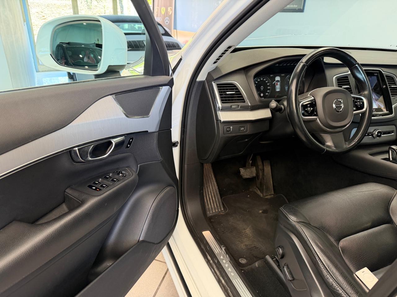 Volvo XC 90 XC90 B5 (d) AWD Geartronic Momentum Pro