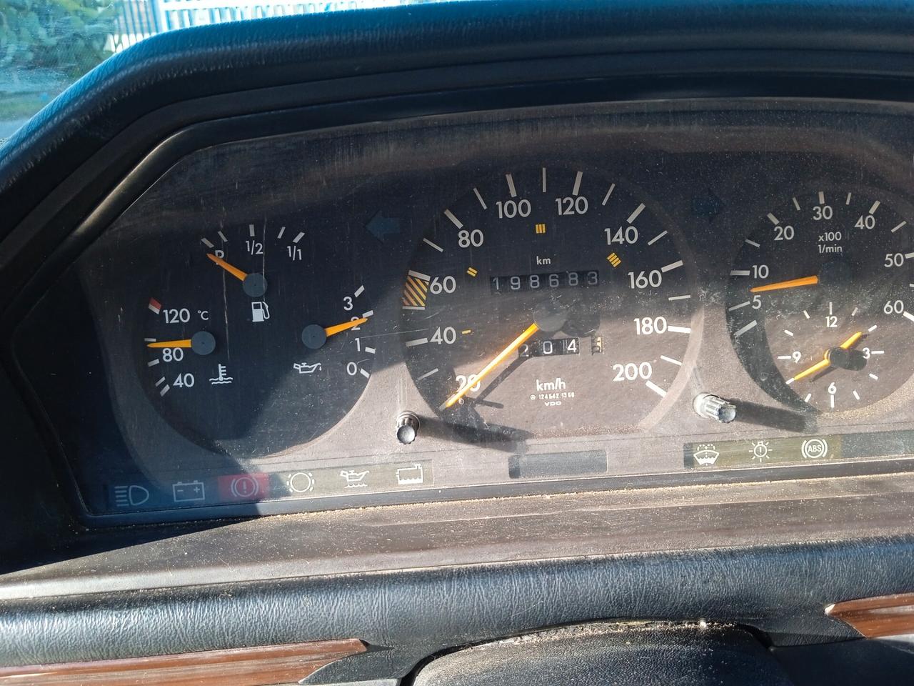 Mercedes-benz 320 250 TD diesel Station Wagon w124