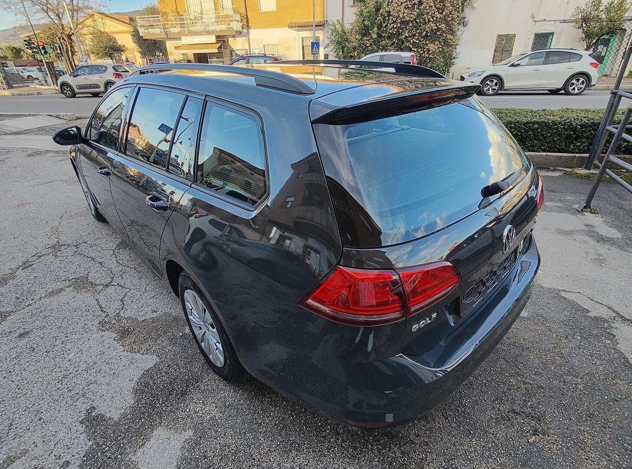 VOLKSWAGEN Golf Variant 1.6 TDI 90 CV Trendline