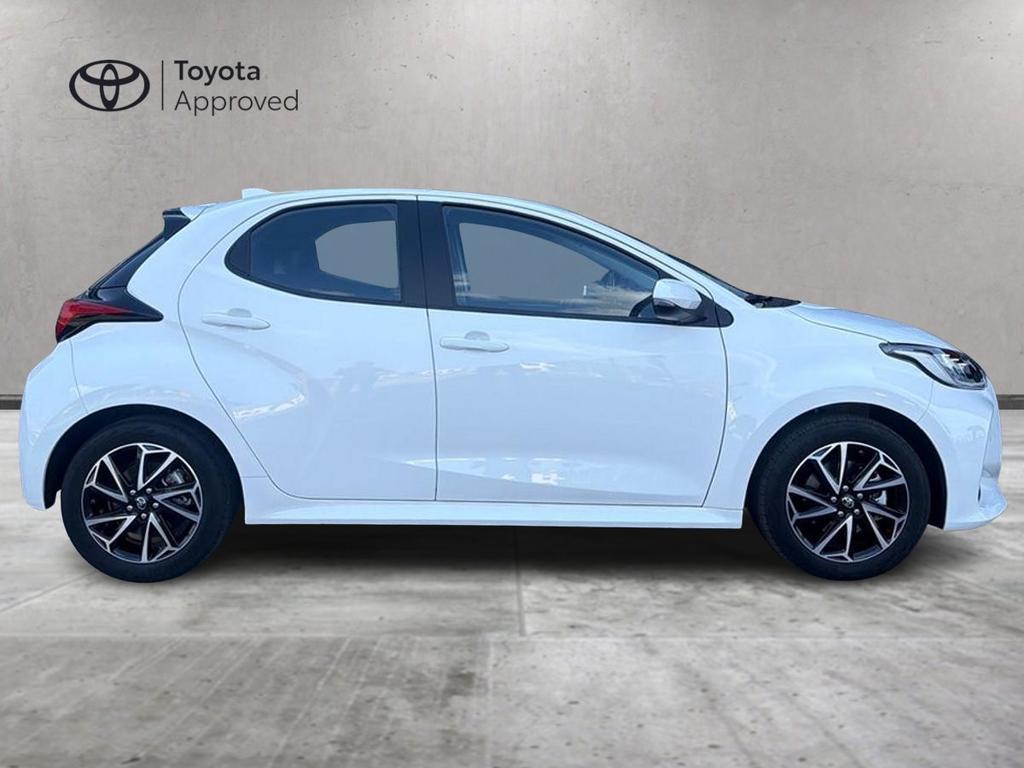 Toyota Yaris 1.5 hybrid Trend