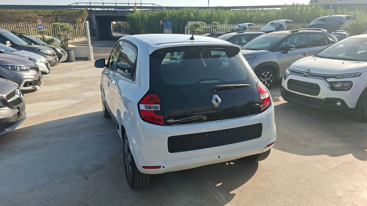 Renault Twingo TCe 90 CV EDC 2016