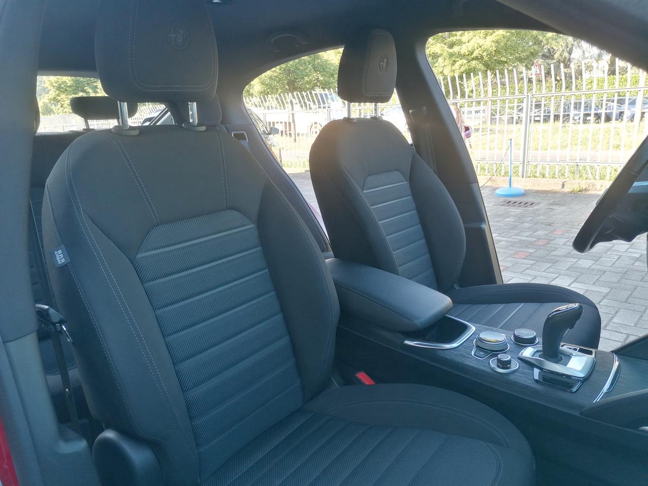 Alfa Romeo Stelvio 2.2 t Business rwd 160cv