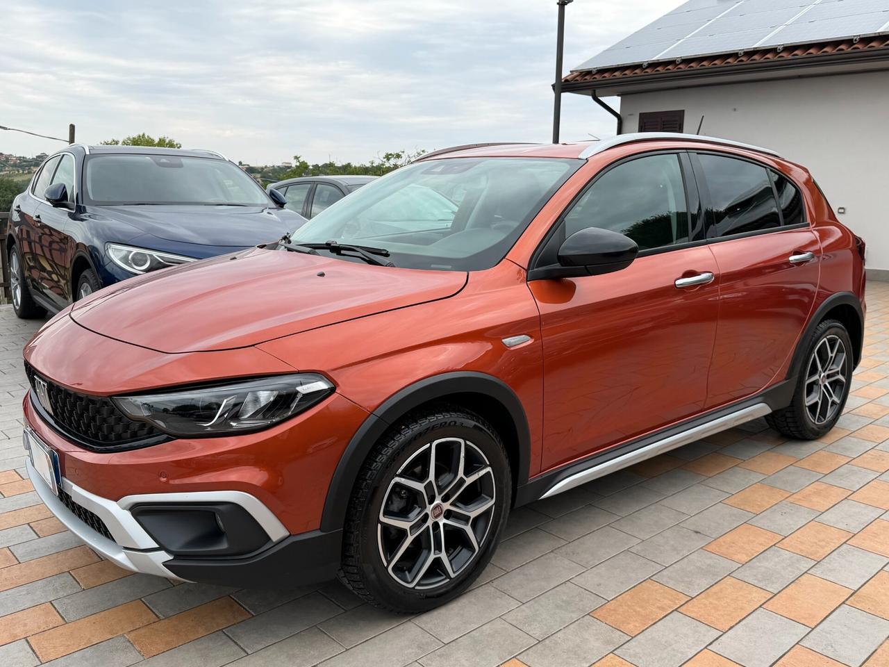 Fiat Tipo New 1.6 M.JET 130 cv. 5 porte CROSS (Nav)