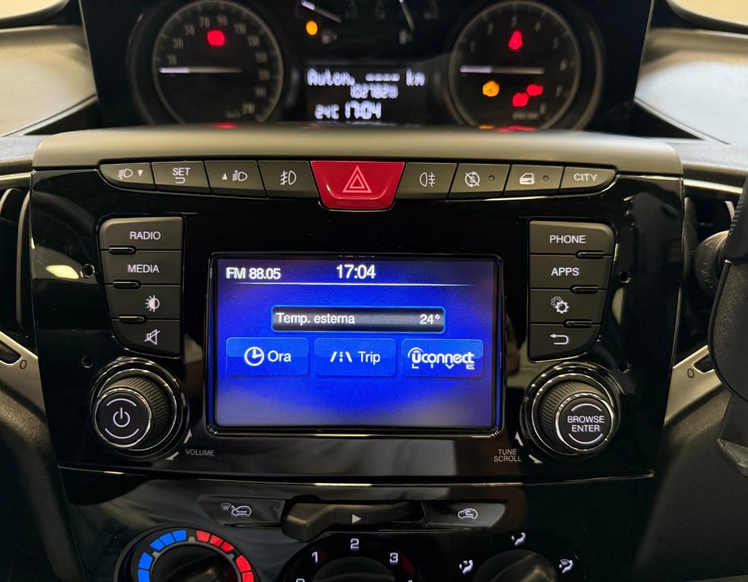 LANCIA Ypsilon 3ª serie - Ypsilon 1.0 FireFly 5 porte S&S Hybrid Ecochic Gold